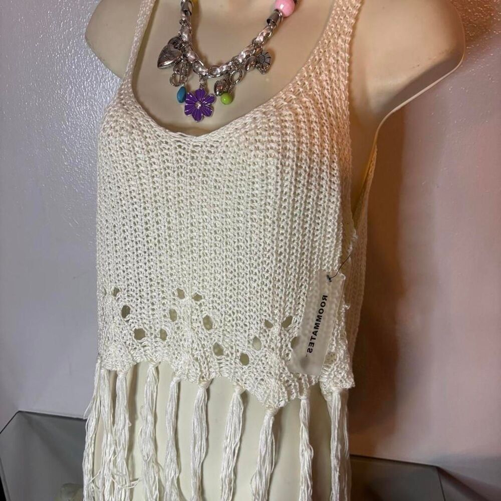 Roommates Ivory Crochet Fringe Tank Size Medium NWT